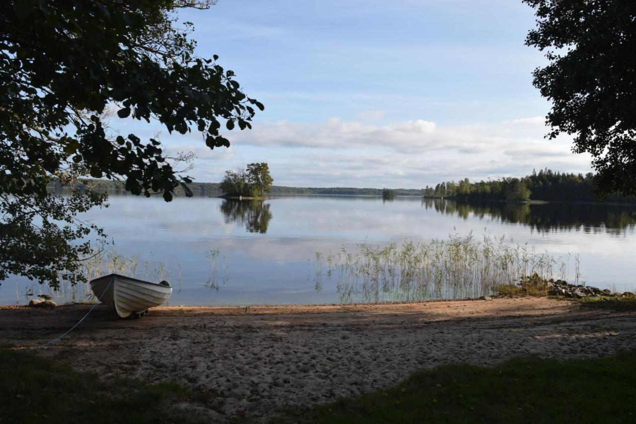 Backa Loge - Semesterparadiset Sjon Fegen Hotel Svanabo Kültér fotó