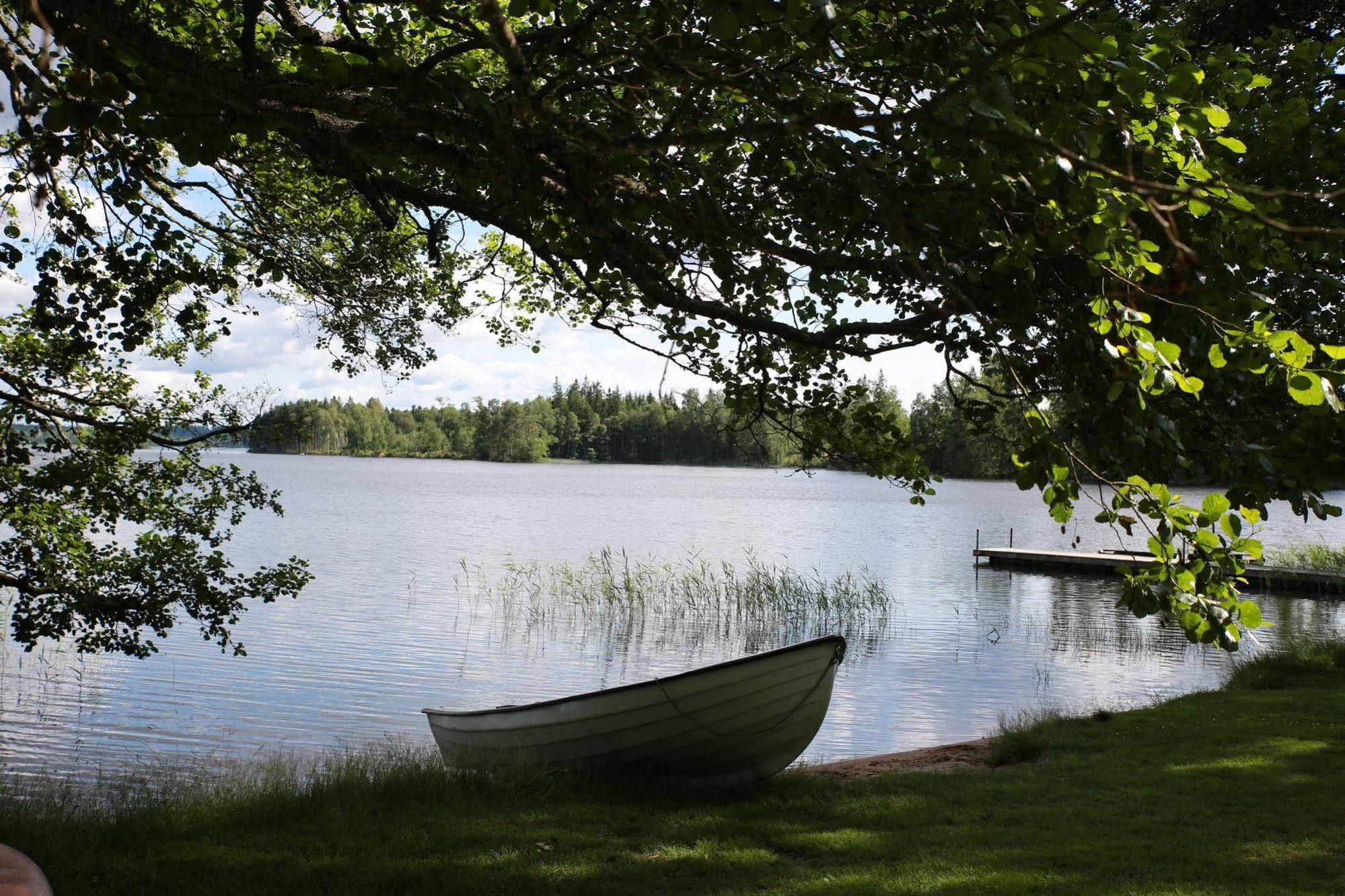Backa Loge - Semesterparadiset Sjon Fegen Hotel Svanabo Kültér fotó
