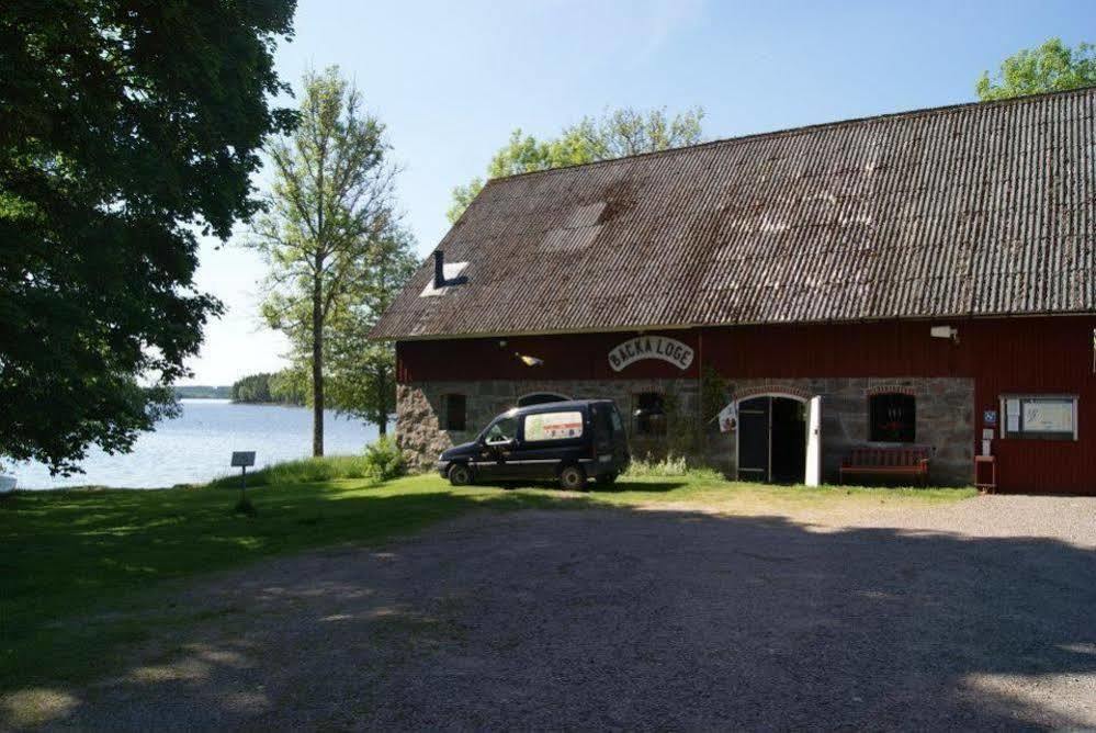 Backa Loge - Semesterparadiset Sjon Fegen Hotel Svanabo Kültér fotó